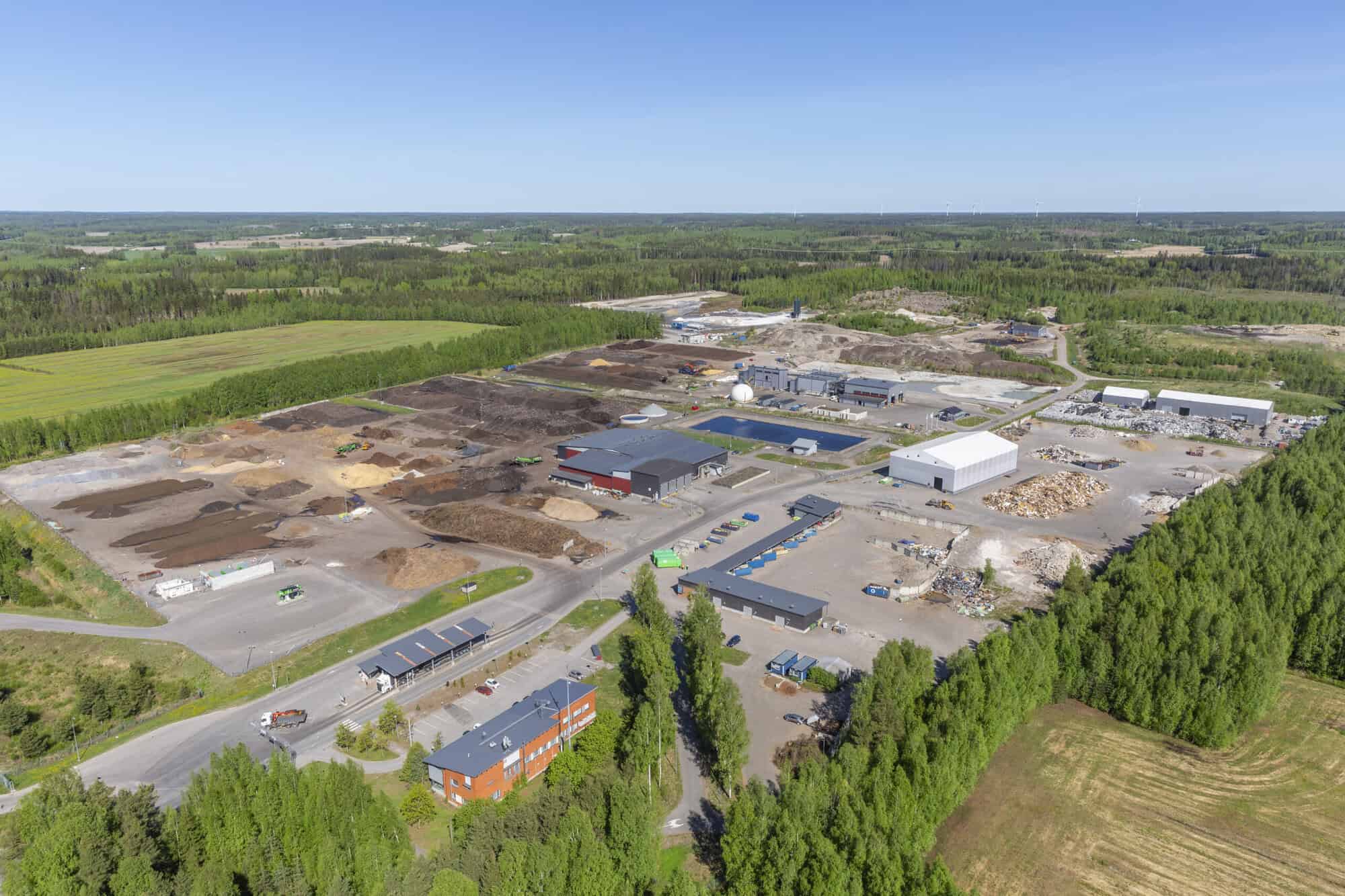 Ilmakuva Kukkuroinmäen käsittelykeskuksesta